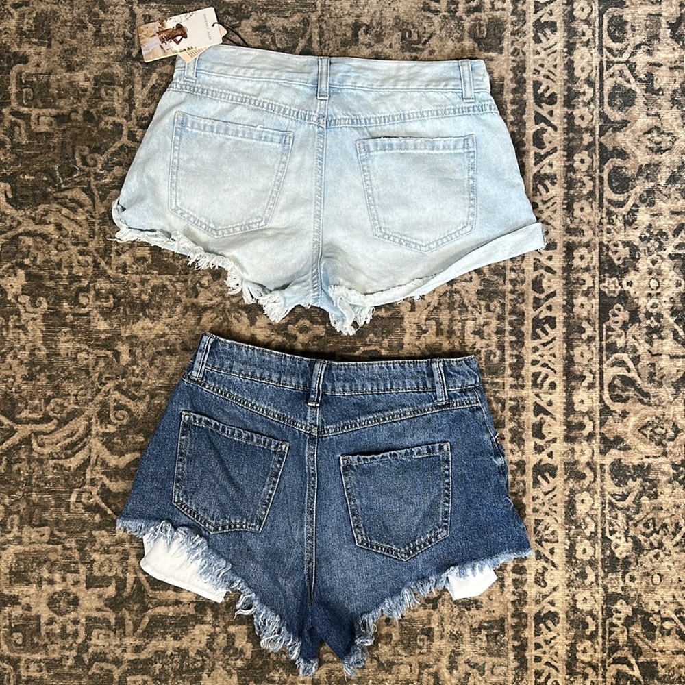 Bundle of two pairs of Sincerely Jules Denim Shorts • size 3/26 - Picture 2 of 7
